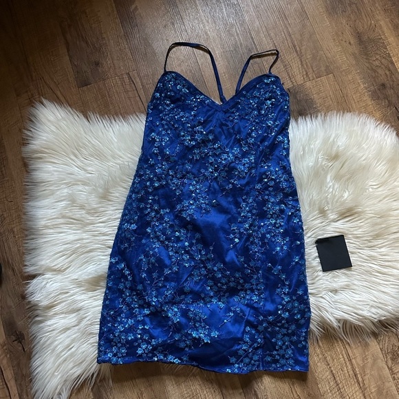 LULU’S Blissful Blossoms Royal Blue Sequin Backless Mini Dress - Picture 4 of 7